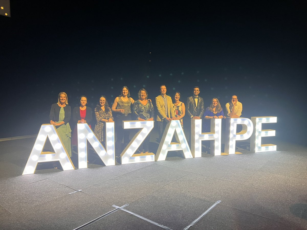 Janeane Dart tweet media