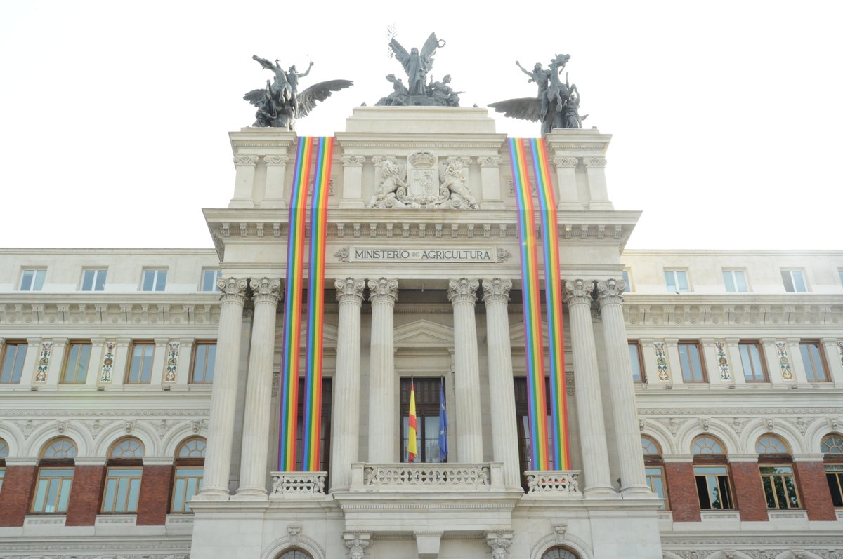 España, un país #OrgullosamenteDiferente 🏳️‍🌈🏳️‍⚧️ Desde el @mapagob celebramos la igualdad y el respeto #Orgullo2023