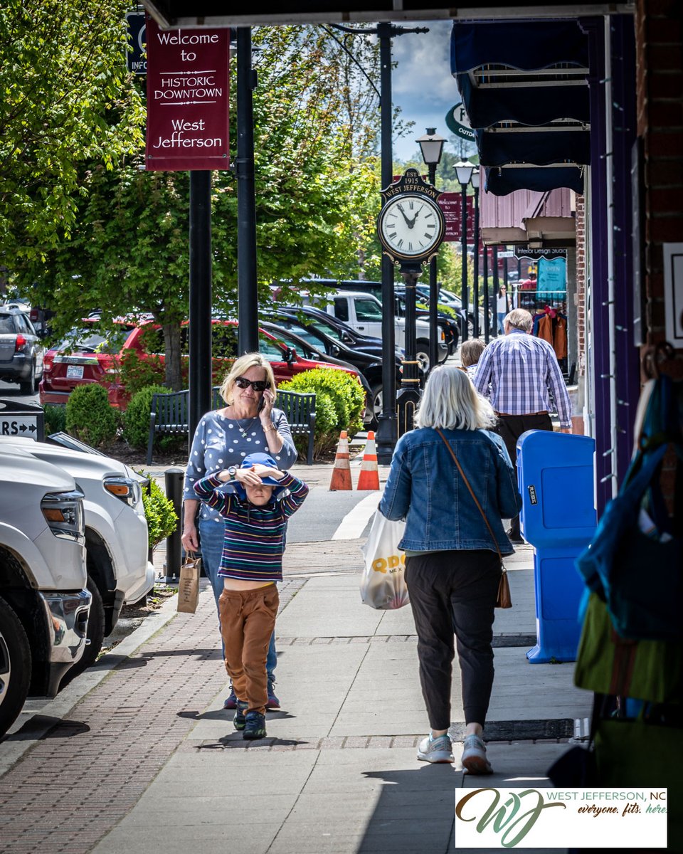 Lots to do for Old and Young in beautiful West Jefferson! 😍✌️

#westjefferson #ashecountync #ashecounty #blueridgemountains #weekendgetaway #onlyinnc #lovenc #thecoolestcorner #ncmountains #ncsmalltowns #mountainlife #celebratenc