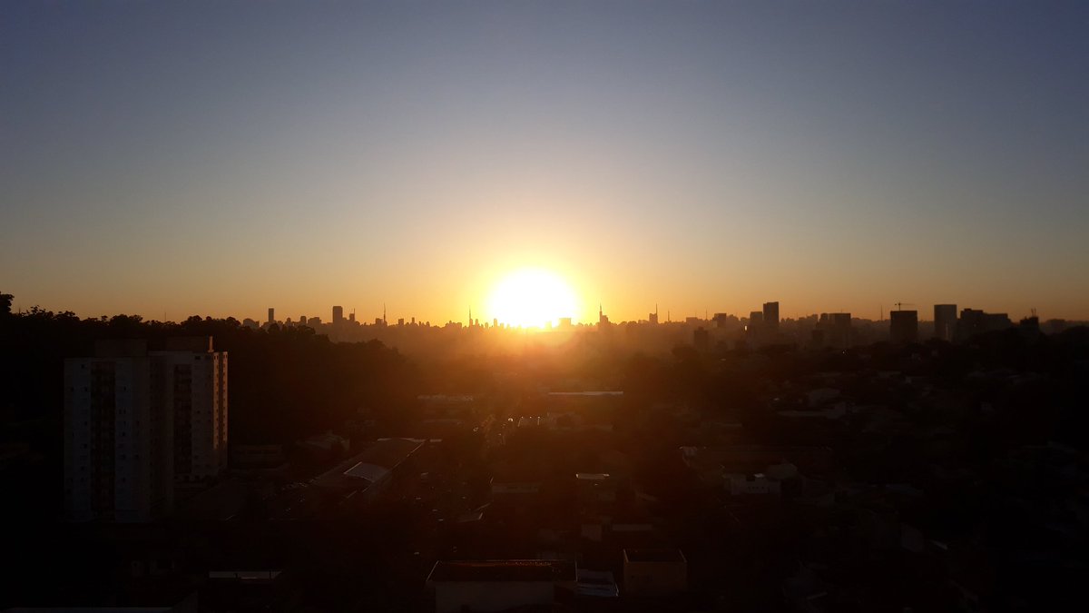 DrJorgeMelendez's tweet image. Céu limpo ao nascer do Sol agora em São Paulo #SaoPaulo #Butantã 

Clear skies at sunrise now in Sao Paulo #Brazil