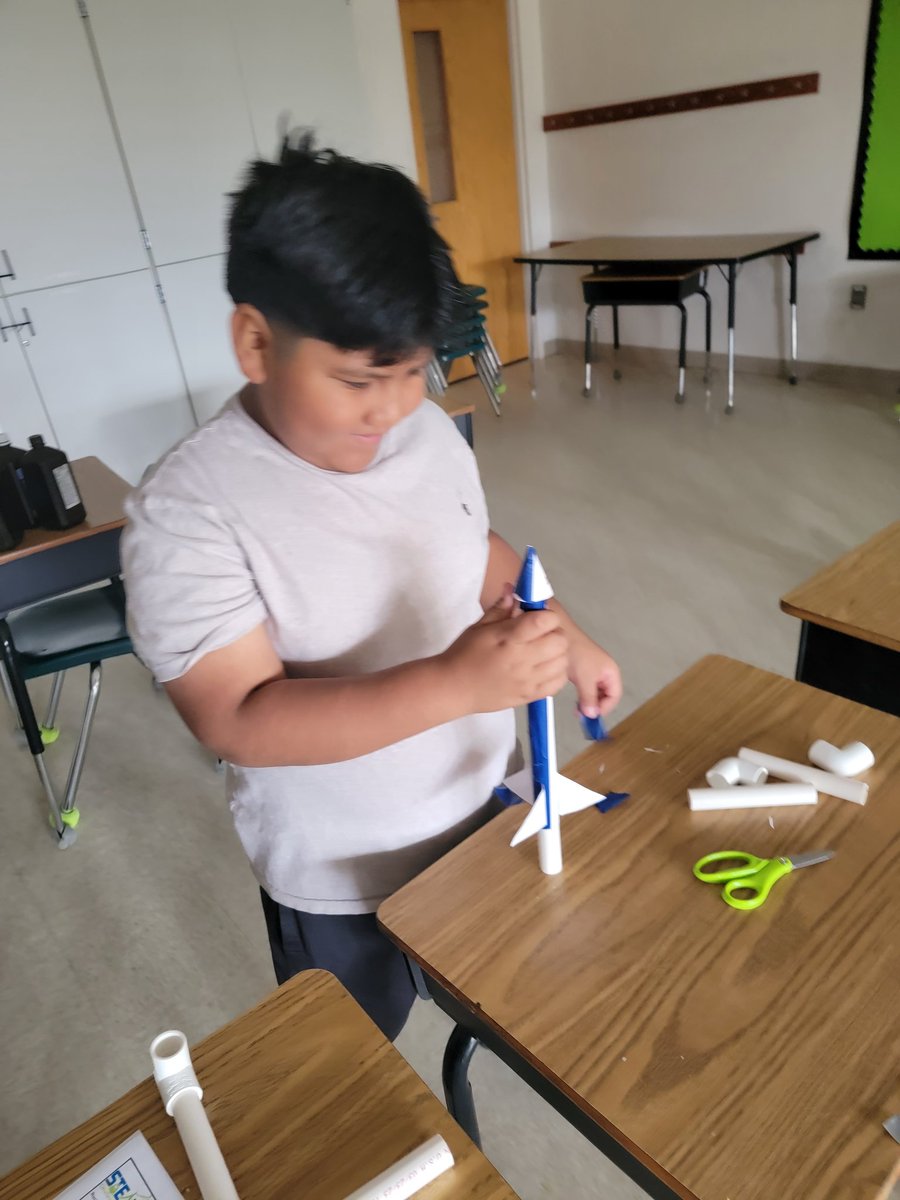 Amber Hinkel tweet media