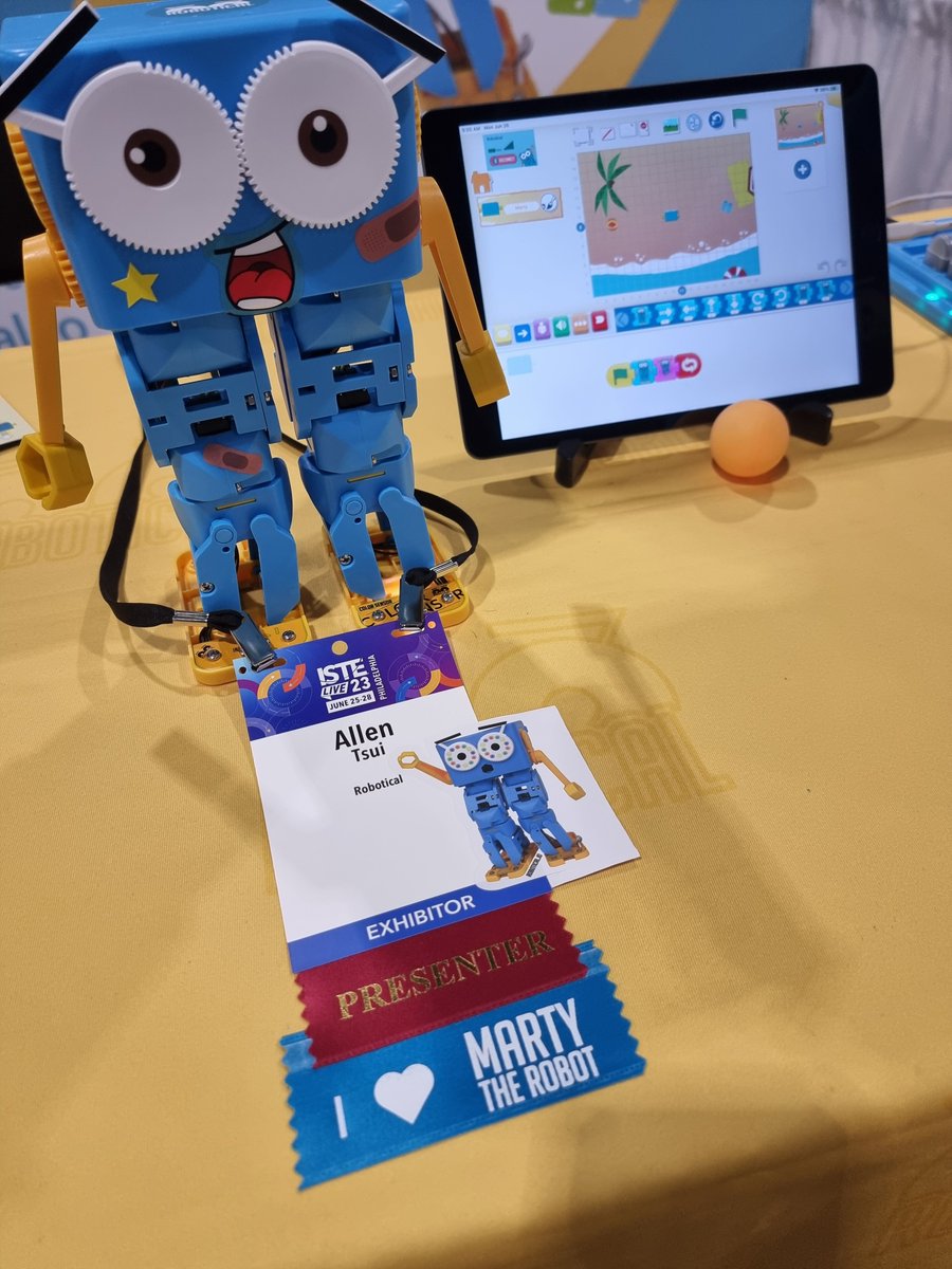 C'mon fantastic Philadelphia come be like @DoctorET @DCSDSTEM and @atlantaSTEAM who came to visit booth #2561 in Hall C @ISTEOfficial #ISTELive23 I've got to fly home this evening so please come say hi to the Brit guy and my brilliant little blue programmable buddy @RoboticalLtd