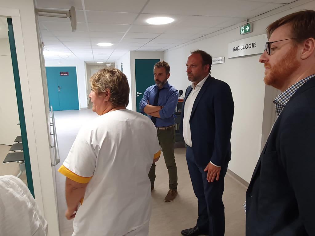 📍Nouvelle-Aquitaine

Visite et échanges avec les équipes du Centre médical Alfred Leune @groupe_mgen 
Spécialisé en pneumologie, cardiologie et oncologie. Il regroupe des services de médecine et de SMR polyvalent.