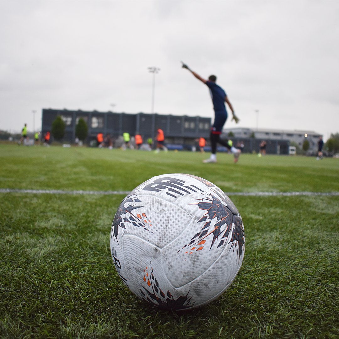 Bath City FC on Twitter: "It's good to be back. ⚫️⚪️ #Romans"