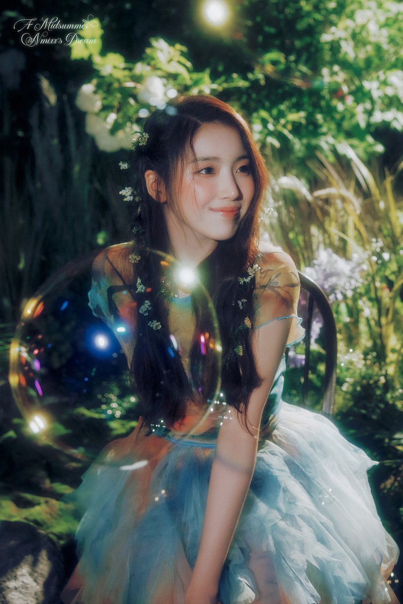 [NMIXX] 3rd Single 'A Midsummer NMIXX’s Dream'

Concept Photo: Forest: Nocturnal ver.
#JIWOO #지우

2023.07.11 6:00PM (KST)

#NMIXX #엔믹스
#A_Midsummer_NMIXXs_Dream
#Party_O_Clock