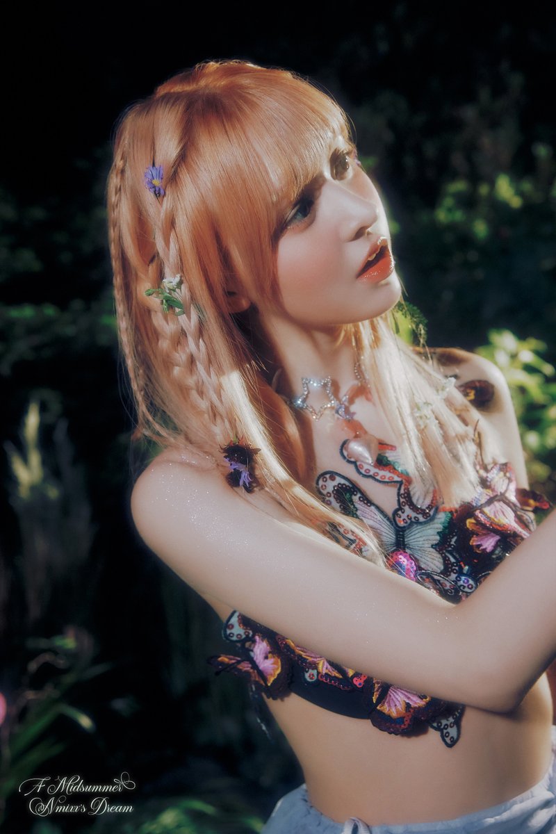 NMIXX リリー 着用★THE CENTAUR★ LOWRISE SLEEVELESSMINIDRESS NMIXX on X: