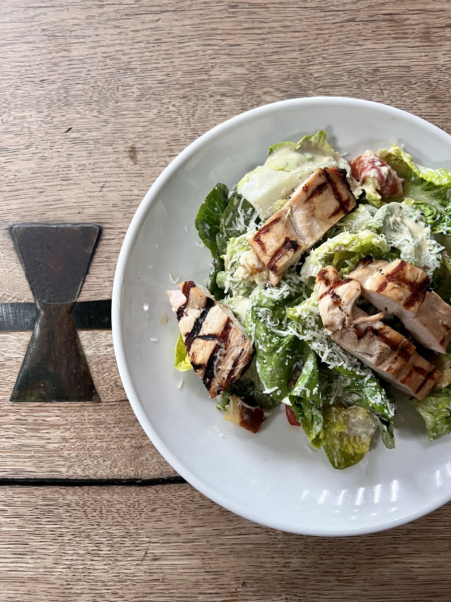 By reqeust, from our lovely customers,  we have put on our pub classic menu for the summer, Caesar Salad.  Enjoy ! 

#thedabblingduckpub #pubclassics #pubclassic #pubmenu #gardenmenu #caesarsalad #norfolk #norfolkfood #summerslad #summerfood