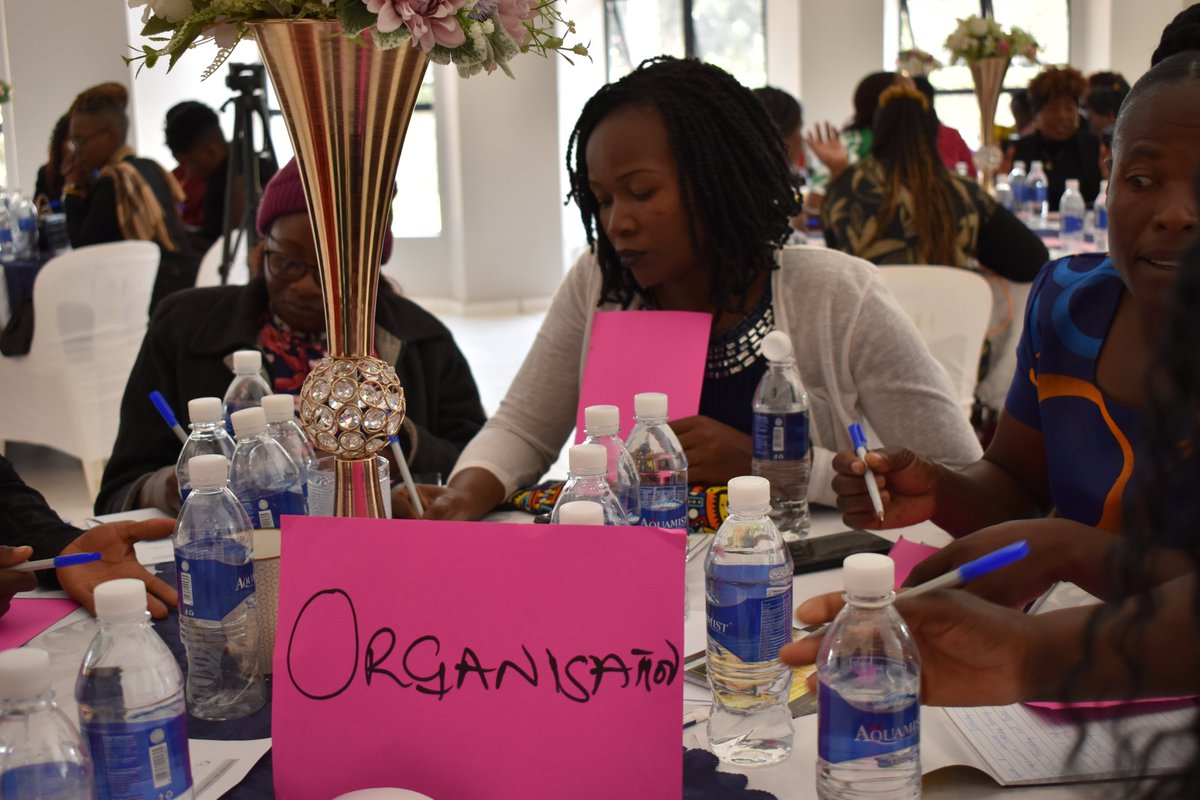 YoungWomenInst's tweet photo. @glanyline facilitating a discussion on the master's house, focusing on how the pillars of the master's house such as media, education, culture, religion, and the state impede young women's political participation and representation #VoteRunLeadReloaded https://t.co/bgQTVbf9A0