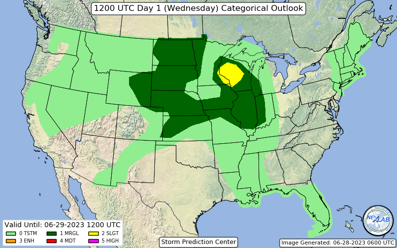 Slight Risk in place across parts of Minnesota & Wisconsin today.

Damaging winds, large hail, and a tornado or two will be possible this afternoon & evening.

#mnwx #wiwx #weather https://t.co/2AWte5Z4JK