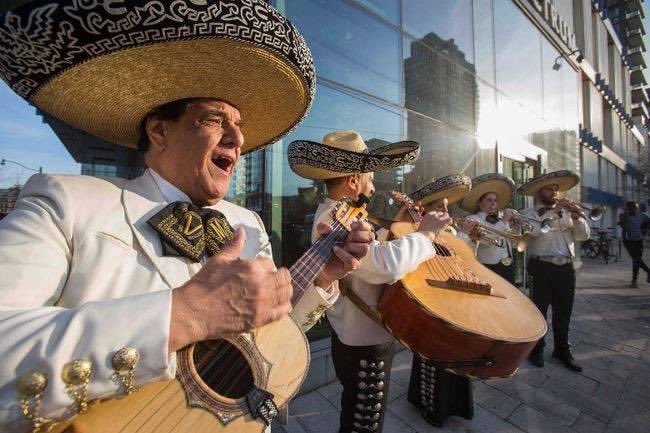 Looking forward to our @torontojazzfest performance - even better… this concert is FREE! Come down and check out all of the great artists performing at the Festival. Hope to see you there!
Sunday July 2nd, 2023
2:00, 4:00, 6:00, 8:00pm
Festival Village of Yorkville Park