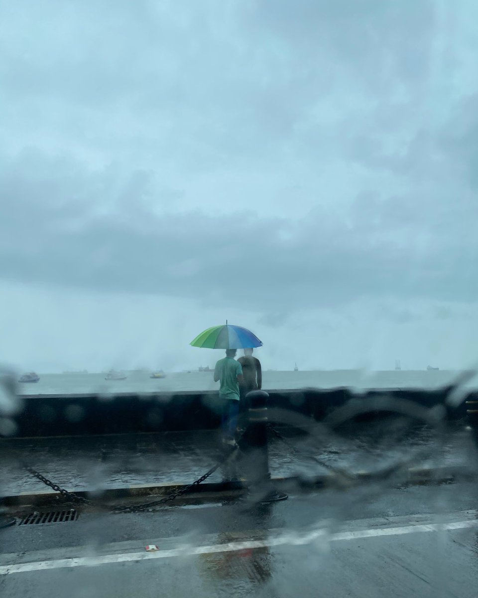 RiangMoitra's tweet photo. ☔️
#Mumbaimonsoon https://t.co/XYnYURJZMd