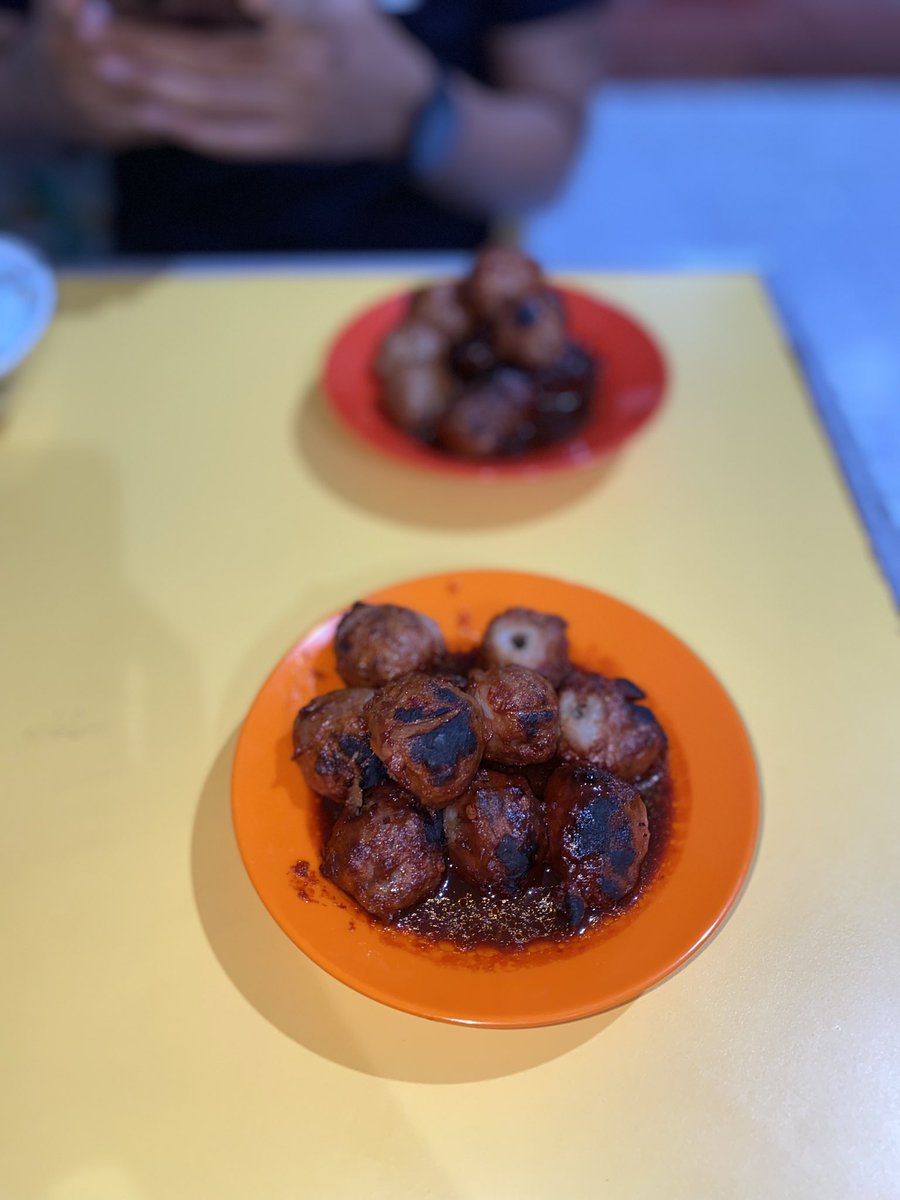 vignamaya's tweet image. sebelum pulkam, maksi bakso bakar Trowulan, udah lama kayaknya ngga makan bakso bakar #kulinermalang #baksobakarmalamg #kabarmalang