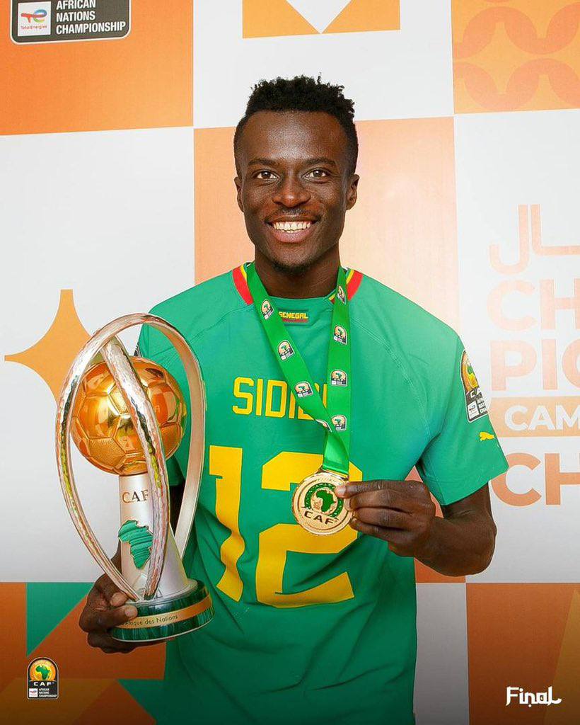 Cheikh Tidiane Sidibé has agreed terms with Tanzania 🇹🇿 side Azam FC on a two-year deal.

The Teungueth FC (24) defender was part of the Senegal squad that won the African Nations Championship in Algeria earlier this year. 🇸🇳

#AfricaSoccerZone #ASZ