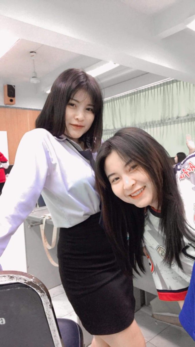 อยากกลับไปเรียนเเมะละ☹️🔥