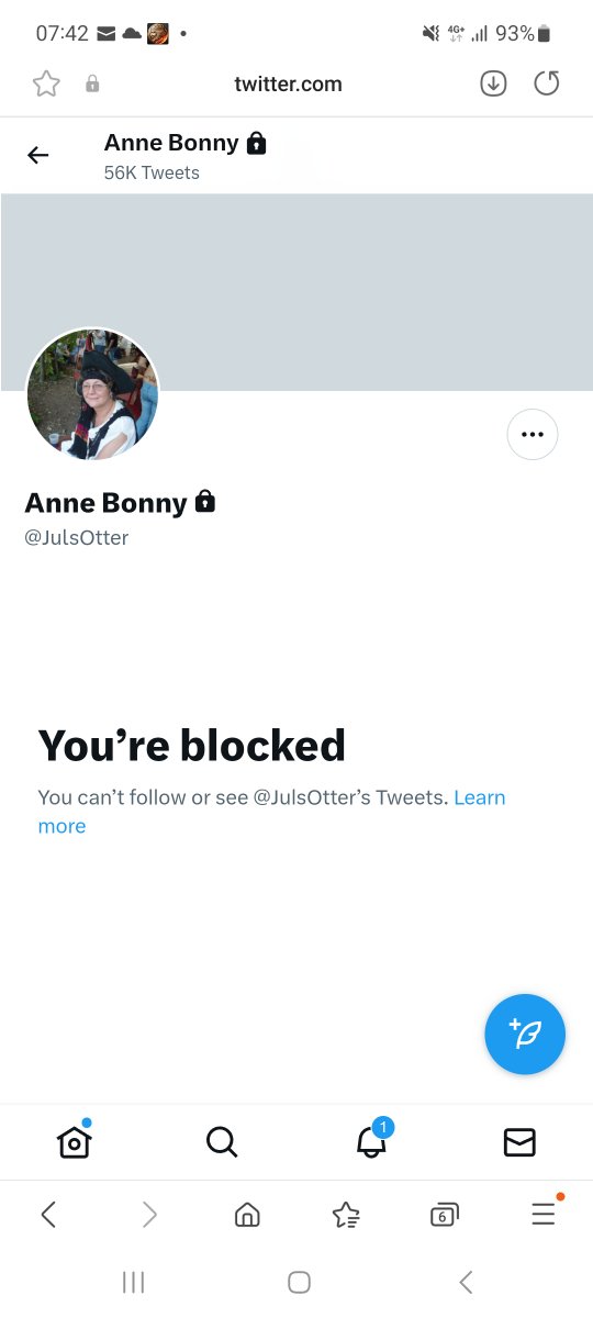 @ChickenVSPutler She me too yet I never interacted with her