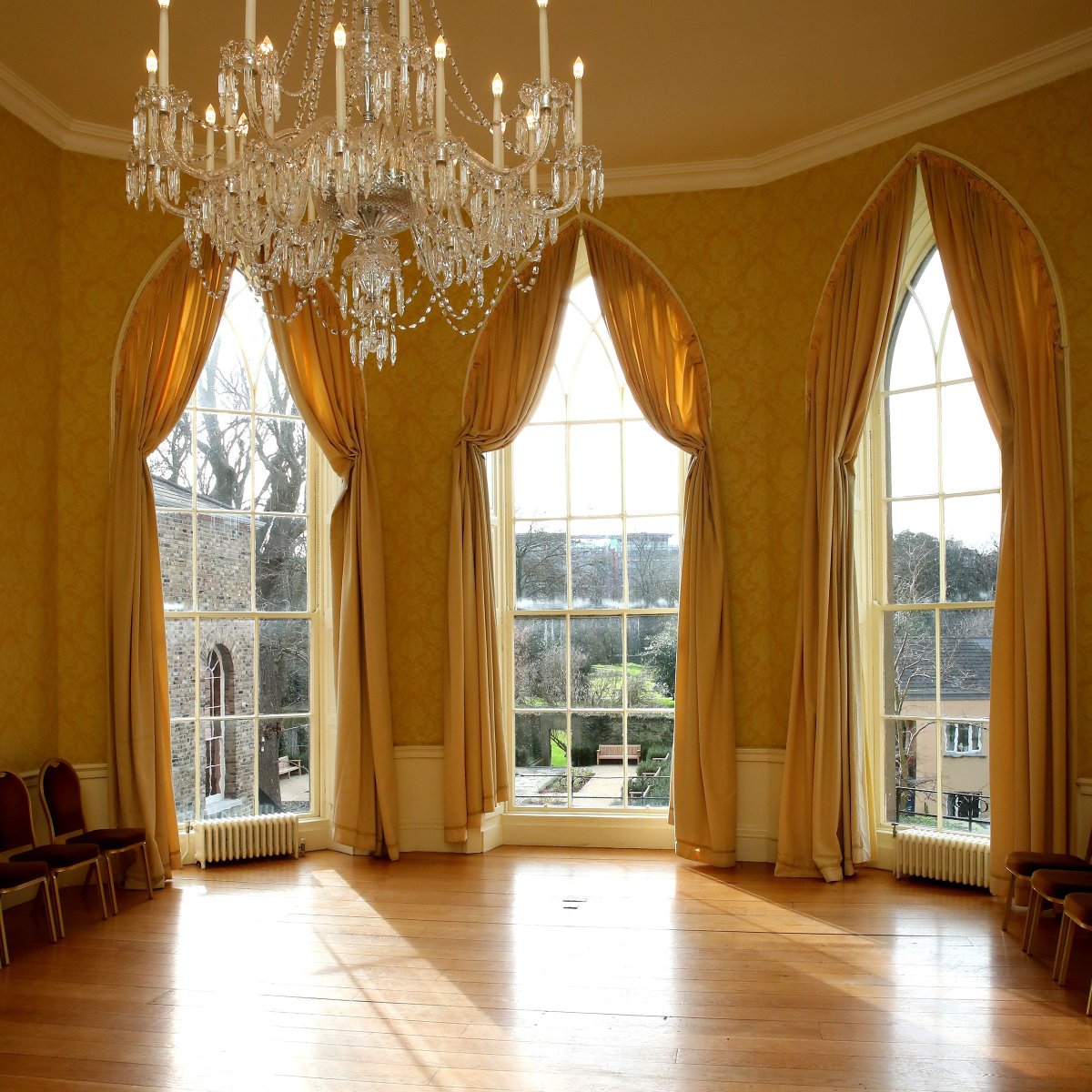 FeastCateringIr's tweet image. Planning a corporate event? @MoLI_Museum has lots of options for venue hire – from rooms that cater to intimate gatherings to spaces for larger events!
And, of course, great food!
Visit moli.ie/whats-on/venue… for more info.