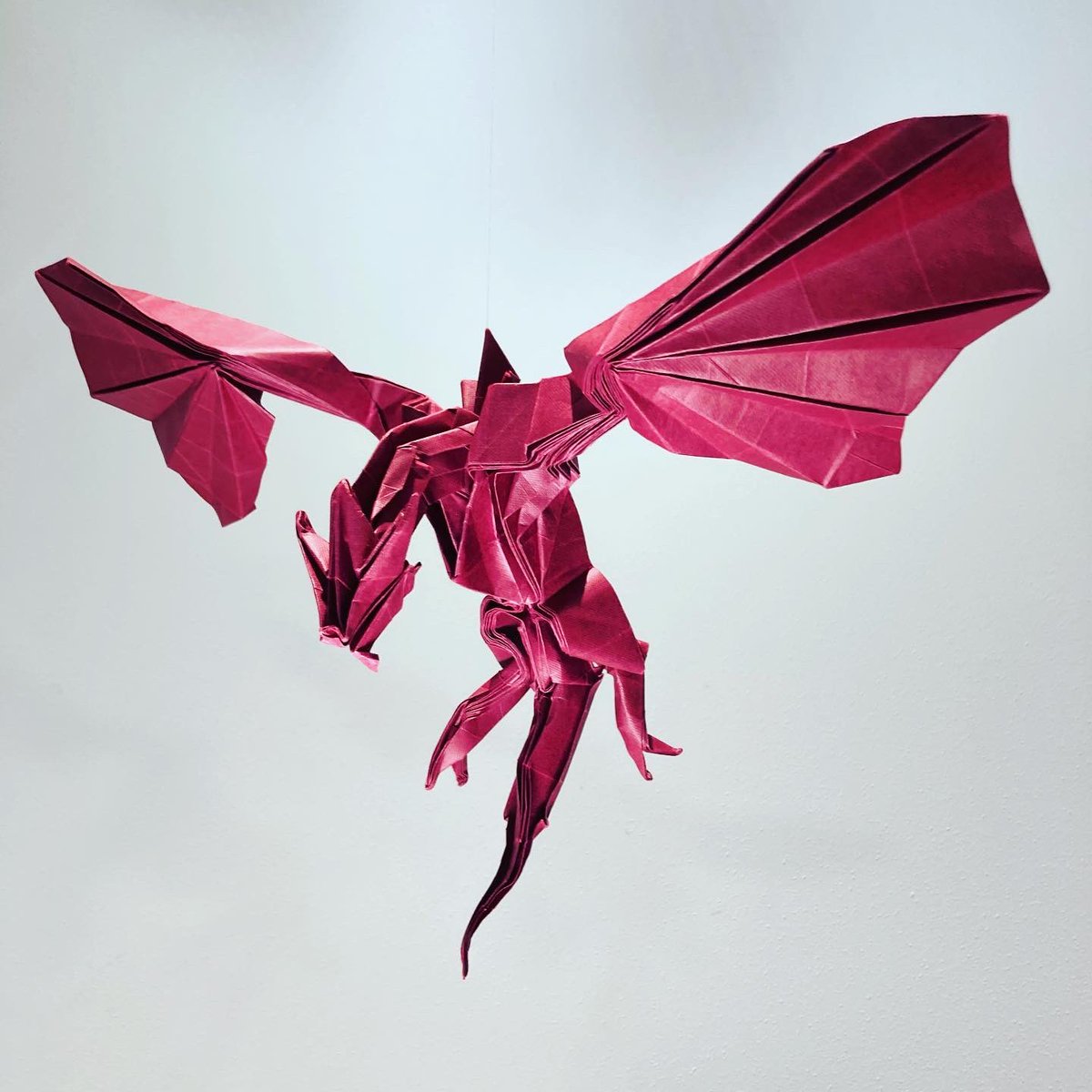 Origami dragon. Designed by Tu Kaiming @HS1espRFeNGk6Yo and folded by me.