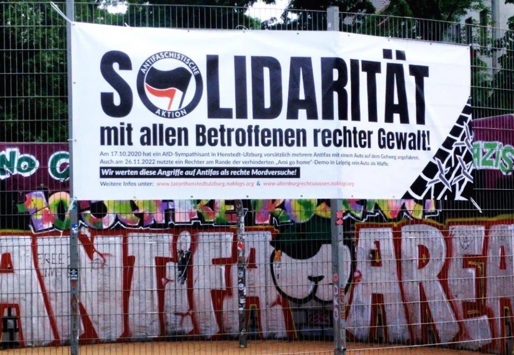 Solidarische Grüße aus #Leipzig und der Hinweis auf eine weitere Auto-Attacke mit einem Täter aus dem Umfeld der AfD. #tatorthu #solidarität #noafd #fightback #rechtegewalt #nonazis