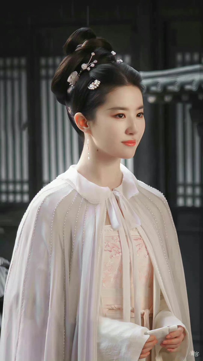 WorldVivid's tweet photo. @liuyifeifanclub @yifei_cc @WeTVOfficial @HuaceInfo @sda__official ❤️❤️❤️ https://t.co/ZXBf53QVyb