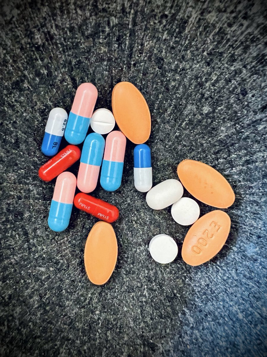 morethanatremor's tweet image. It’s frustrating that 57% of uk adults think current treatments can halt or slow #parkinsons progression. 
They don’t. At best, they mask some of the symptoms, some of the time …and they can have considerable side effects.
We need to dispel the myths and find a cure 💊🙏