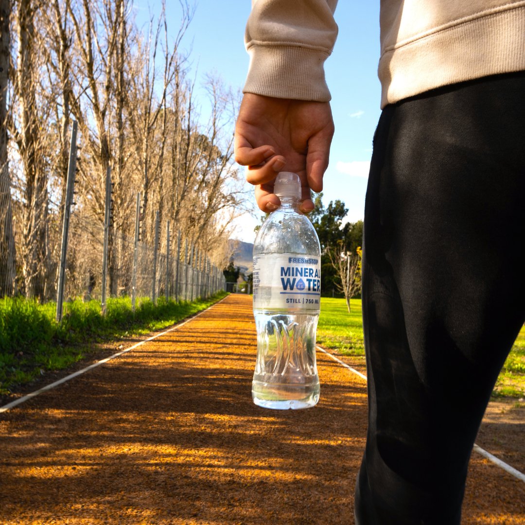 FreshstopSA's tweet photo. Stay refreshed and energized during your workout, whether you're running, jogging, or simply enjoying a leisurely stroll with a breathtaking view. Don't forget to stay hydrated with the absolute best in the game! 😎🔥💦
#FreshStop #FillUpfreshUp #FreshStopWater #Water #Hydrate https://t.co/BosY6yOISb
