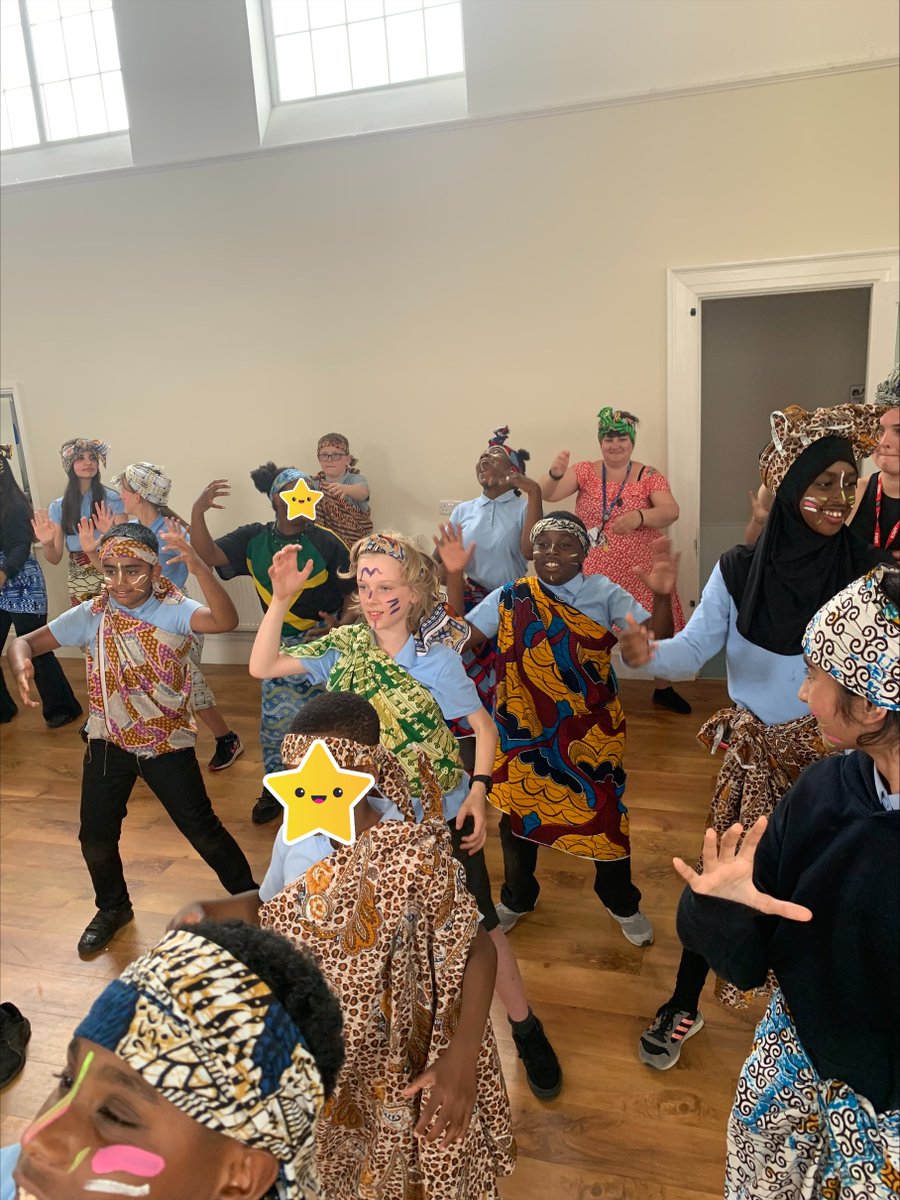 FishpondsCE's tweet photo. Year 6 enjoying the African dance workshops last Friday! https://t.co/gCFBlIgVpR