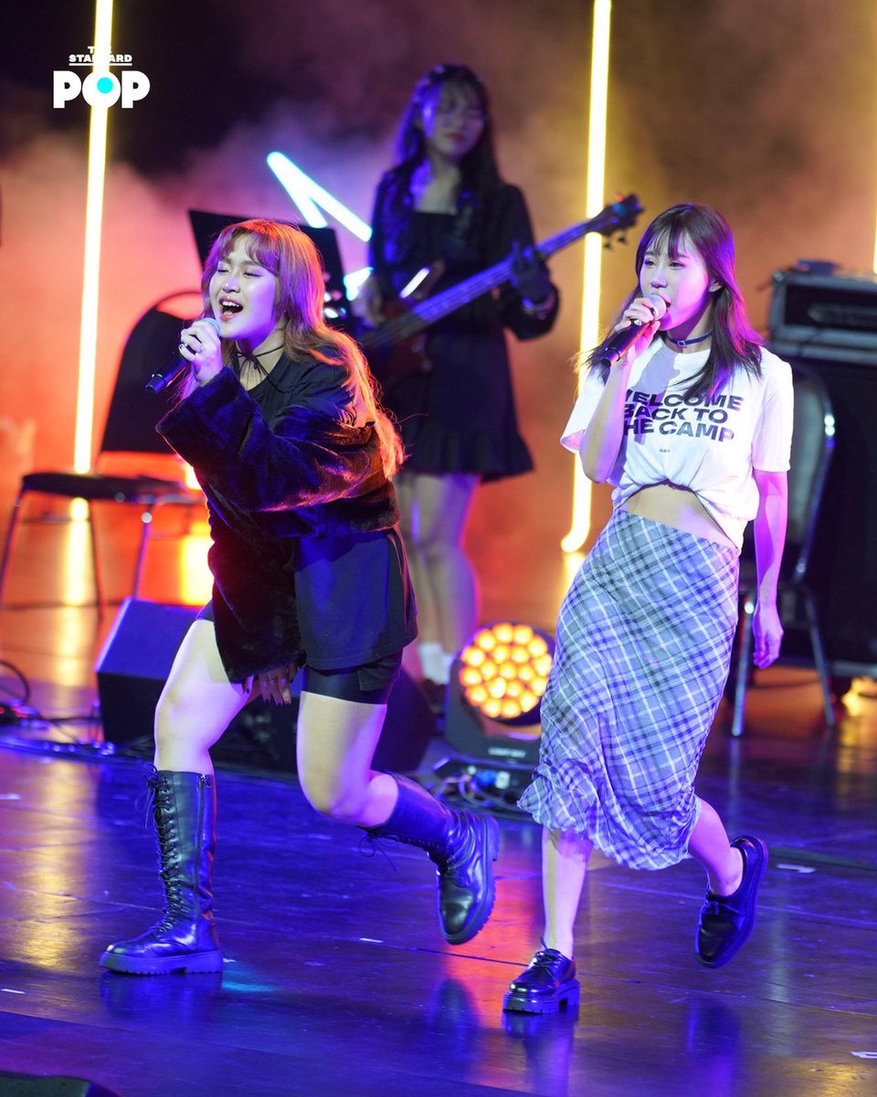 TheStandardPOP's tweet image. เสร็จสิ้นลงอย่างน่าประทับใจ สำหรับ #opencampconcert2023 คอนเสิร์ตเปิดแคมป์ครั้งใหม่ของ 12 สาวจากโปรเจกต์ #INDYCAMP แห่งค่าย #IndependentRecords ที่จัดขึ้นไปเมื่อวันที่ 25 มิถุนายนที่ผ่านมา ณ โรงละครเคแบงก์สยามพิฆเนศ อาคารสยามสแควร์ วัน

thestandard.co/open-camp-conc…