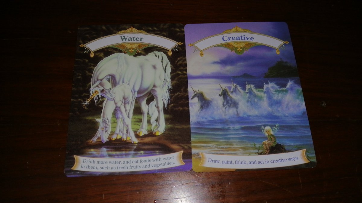 PishkiButterfly's tweet image. To : Nikolette and Margalouette Flavian
Water is magic especially with the whole world being my dimension becoz my whole world is in mi dimension,any form of absorbing water energy will spark ur creativity zzt ⚡💦💦 oh no don't drink water,U might get electrecuted #electricchair