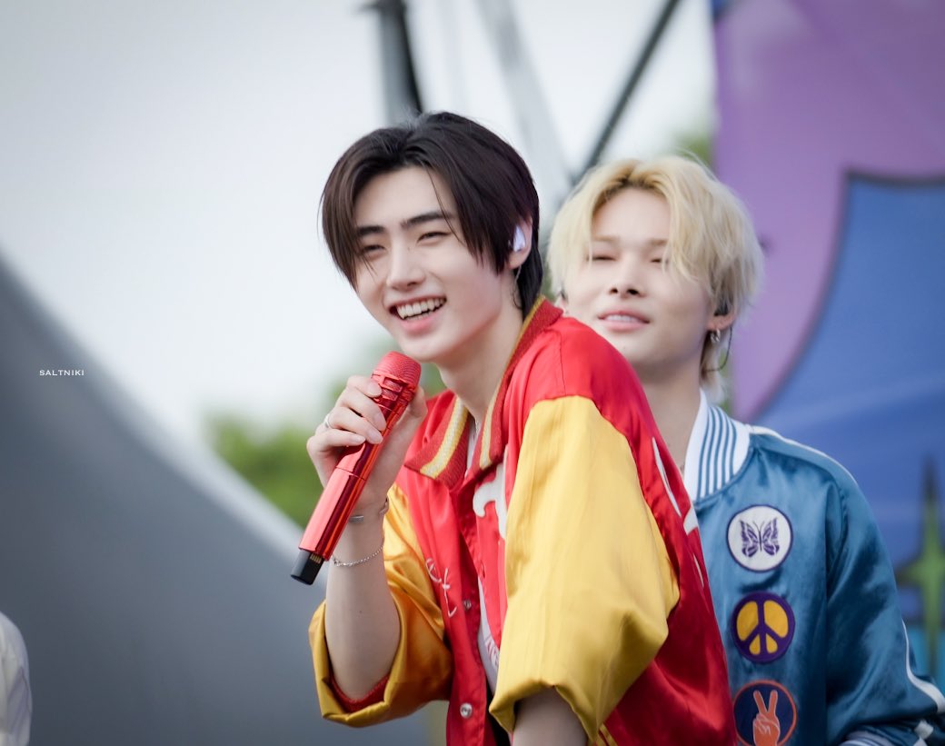 Hi! I'm looking for interactive moots! I support ENHYPEN and BOYNEXTDOOR, but any fandom is welcome 🤍🫶 rt and likes are appreciated 🚪✨!!

— 17 | he/him/ filo 🇵🇭
—OT7/OT6  🤍✨
—Hoon and Taesan biased (⛸️⛰️)
—Gongfourz/JayWon enthusiast 🖤