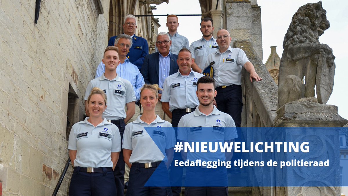 Gisteren legden vijf nieuwe politiemedewerkers de eed af en werd een iemand voorgesteld. 👈 Versterking voor ons politieteam is verzekerd! Check het persbericht via bit.ly/PR27962023. Veel succes, toppers! 🙌 #NieuweLichting