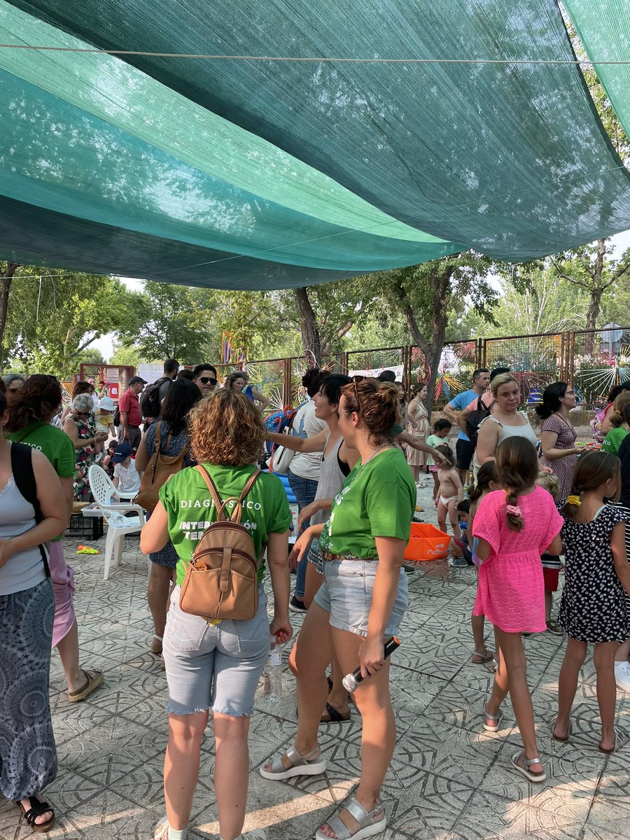 elmundodeAlvaro's tweet photo. Ayer estuvimos en la fiesta del Equipo de atención Temprana de Sanse, Alcobendas y tantas otras localidades. Nos lo pasamos genial, pero lo más importante, pudimos decir bien alto que necesitamos más recursos para atención temprana.  #atenciontemprana https://t.co/LTGMS4gJFB
