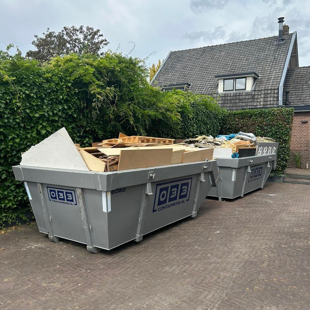 zae1960's tweet photo. Deze week hebben we weer een hoop tevreden klanten voorzien van onze #033containers πͺπ» en heeft u geen zin in die lange wachtrijen bij uw gemeente stort π€·πΌββοΈπ₯± bestel dan met gemak bij ons een #033bak https://t.co/xby4Vb6Byk simpel en snel in 3 stappen bij u voor de deur geleverd https://t.co/hY7KlBiNEh