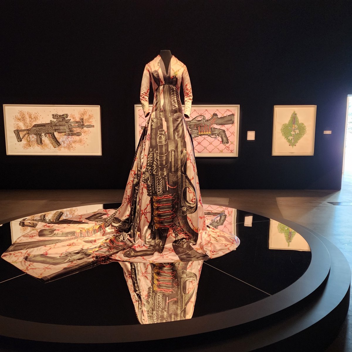 rosiex's tweet photo. I thought eX de Medici @qagoma was great. Worth going on a guided tour with the knowledgeable Natalie. Tours each day at 11am or 1 pm. https://t.co/gAnwFN64dM