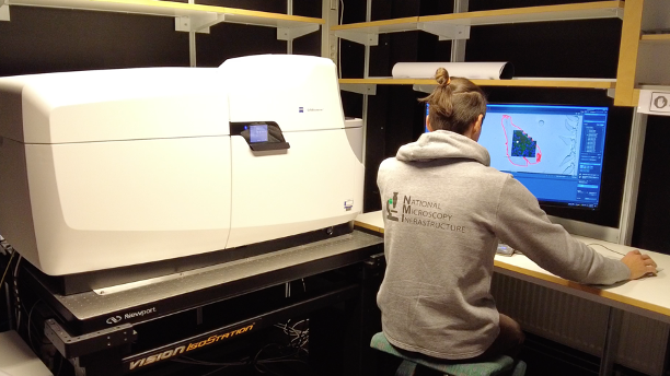Euro-BioImaging ERIC (@eurobioimaging) on Twitter photo Many #EuroBioImaging Nodes offer open access to #imagedata analysis as a stand-alone service, meaning that image data analysis services can be used when images🔬are acquired elsewhere. <a href="/juliafrodri/">Julia Fernandez</a> & <a href="/camachodejay/">Rafael Camacho</a> explain how it works at <a href="/CCI_GU_SE/">Centre for Cellular Imaging | Uni. of Gothenburg</a>⤵️
eurobioimaging.eu/news/image-dat… Many #EuroBioImaging Nodes offer open access to #imagedata analysis as a stand-alone service, meaning that image data analysis services can be used when images🔬are acquired elsewhere. <a href="/juliafrodri/">Julia Fernandez</a> & <a href="/camachodejay/">Rafael Camacho</a> explain how it works at <a href="/CCI_GU_SE/">Centre for Cellular Imaging | Uni. of Gothenburg</a>⤵️
eurobioimaging.eu/news/image-dat…