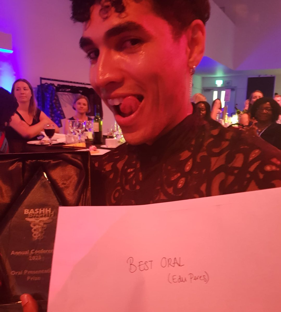 Okay, not everyone can say this, but I have a certificate and a trophy saying that I GAVE THE BEST ORAL (presentation) of #BASHH2023 and this is going directly to my (Grindr) CV!!
Jokes aside, thanks to everyone involved in this project, we will bring Latinos to the front!!