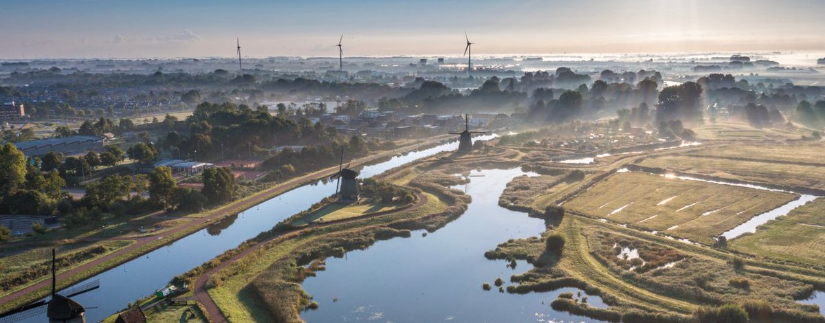Vol energie er tegenaan! Samen met A.Hak gaan wij aan de slag met het programma Helix voor de verzwaring en uitbreiding van het elektriciteitsnet in de Kop van Noord-Holland en West-Friesland. Een enorme klus waar we vol energie  aan beginnen! tinyurl.com/5yv8mvxu #energie