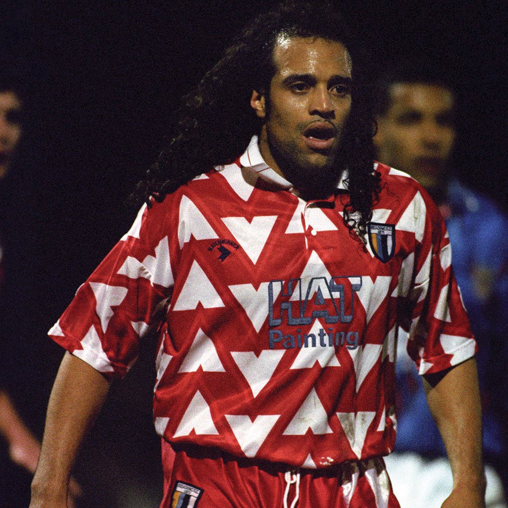 What are your memories of the 1991/92 @ReadingFC away strip? 👀🔥

#Matchwinner | #ReadingFC