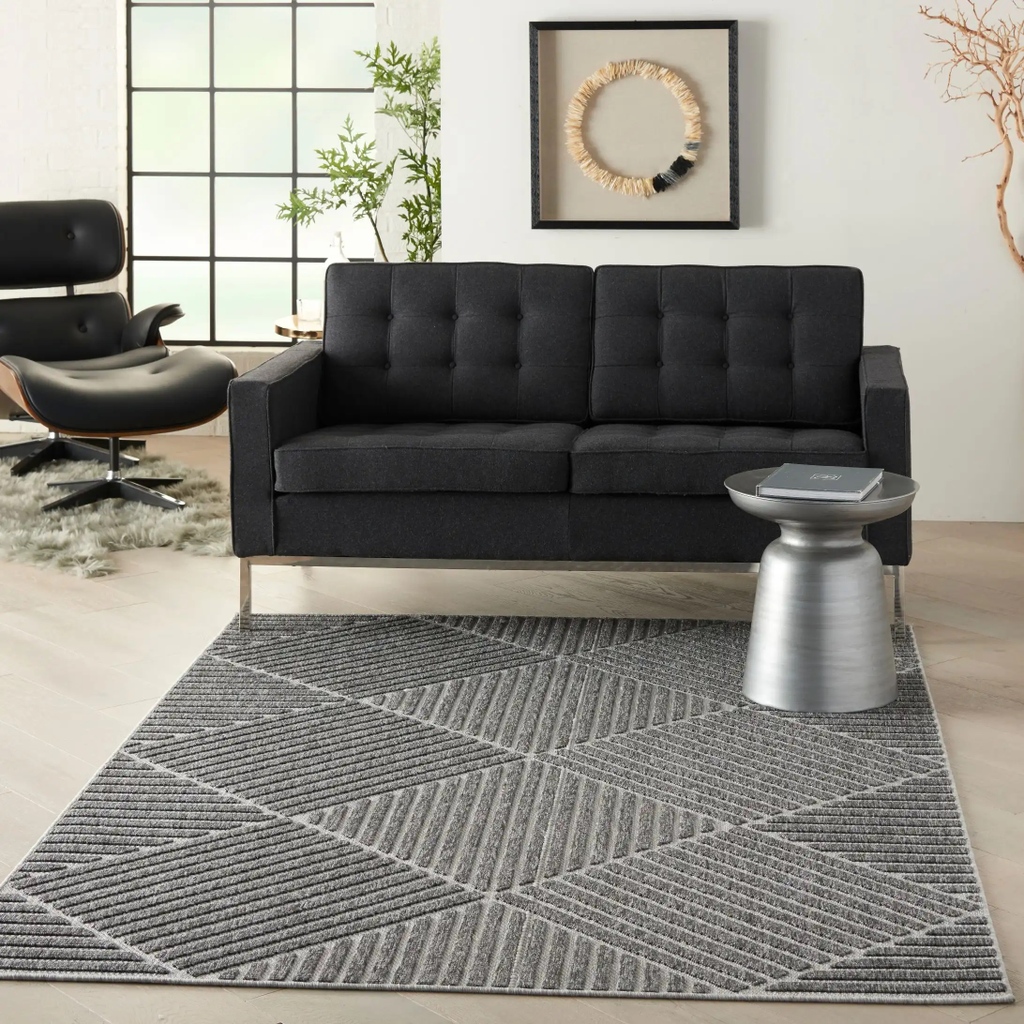 rugsdirectuk's tweet image. A simple and stylish outdoor rug 🏡

It's a sturdy, chic and attractive rug for modern outdoor living.

It's also highly versatile and can be used in home interiors too!

Order your Dark Grey Outdoor Rug bit.ly/cozumel-rug

#OutdoorRug #Patio #DeckingDesign #GardenDecor