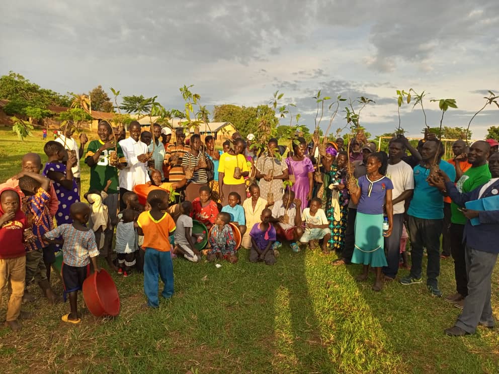 SFAAwards's tweet image. @AquaTreeProject is an initiative of  @FishInitiatives that recognises impacts of #climate change on #livelihoods and #food production and proposes an approach of planting #trees /sustainable #forests for food security, nutrition and human health and to mitigate climate change!