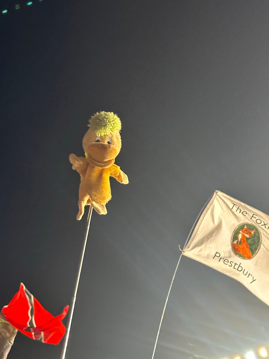 Moshed so hard at <a href="/gunsnroses/">Guns N' Roses</a> my clothes came off 🤣 #nakedduck #glastonbury2023