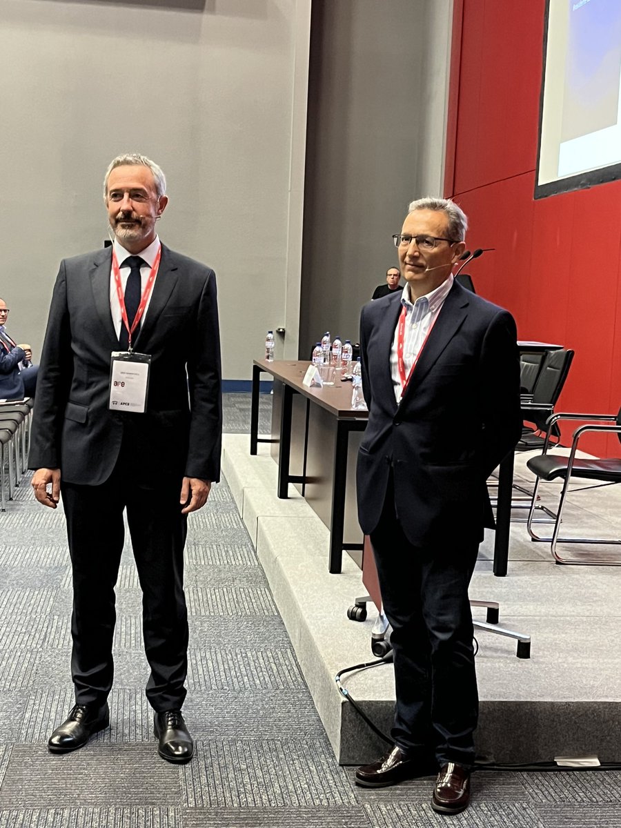 El sector MICE se da cita hoy en <a href="/IFEMA/">IFEMA MADRID</a> con representantes de todos los operadores feriales  y palacios de congresos de España en  un encuentro organizado por <a href="/APCE_Congresos/">Asociación de Palacios de Congresos de España</a> y AFE. El sector cerró 2022 con 600 ferias, 5 M eventos y 6,500 MM de impacto alPIB