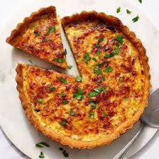 Can’t beat a quiche for a buffet or as a quick lunch - #HealthyLiving #Foodie #wednesdaythought #TaylorSwiftTheErasTour - j