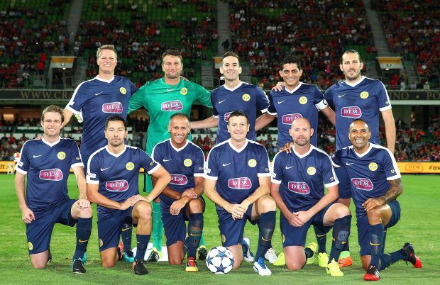 #PicOfTheDay - Australia XI ahead of their 3-0 win vs Manchester Utd Legends in #Perth in 2017. Many great icons of the game were on display & the match was to raise funds for #DT38Aus to help our work #raisingawareness of #testicularcancer ⚽️⚽️🇦🇺 

#Charity #AwarenessDownUnder