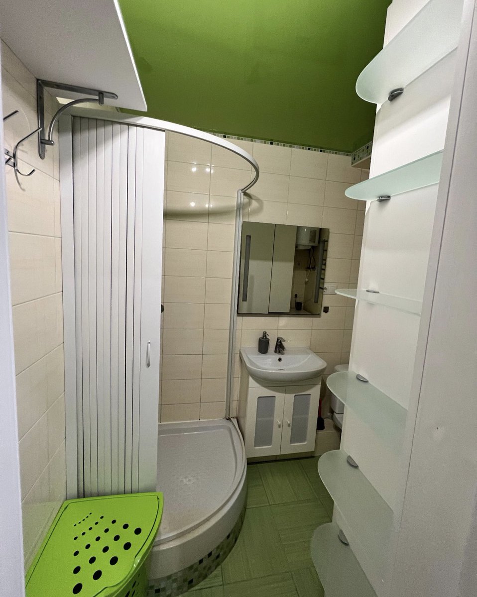 📍В. Васильківська, 129

📌Поверх: 7/8
📌Площа: 30 м2
📌Кімнат: #1кімнатна  
💰Ціна: 16000грн

Ⓜ️ #Либідська 4 хв пішки 

👩🏼‍💻Консультація:
<a href="/maryrie/">MaryRie</a>
0673066937
Марина

t.me/apartmentrenta…