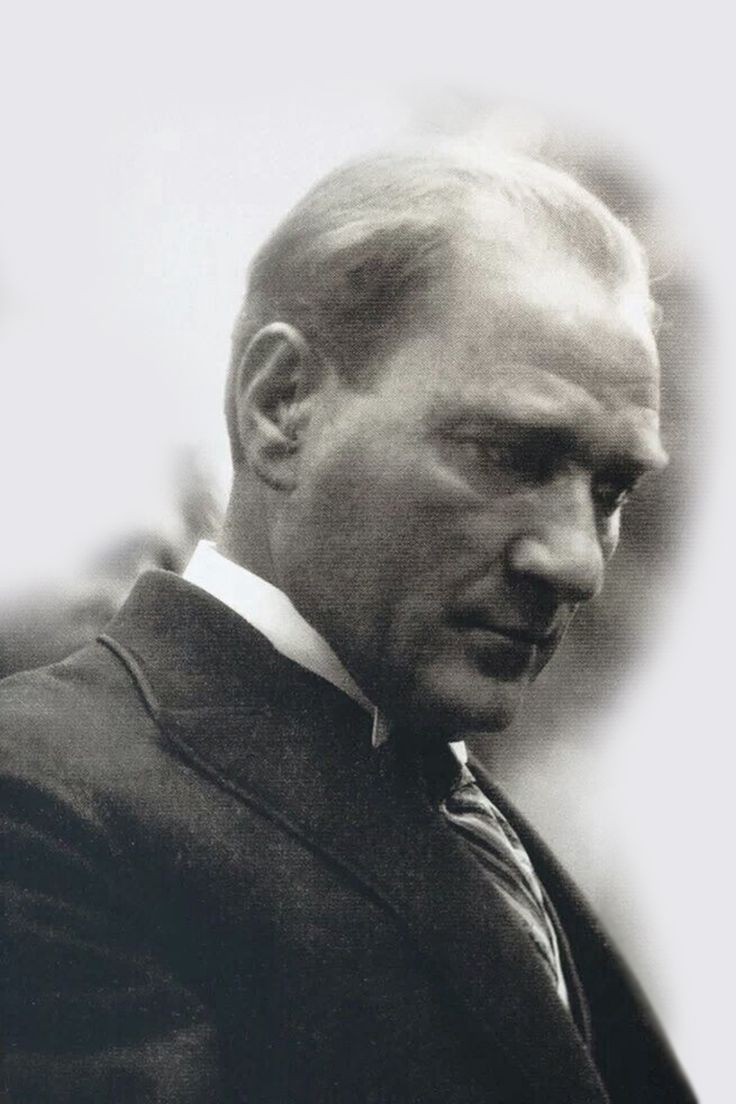 “Bir memleketteki azınlık eğer menfaatini çoğunluğun cehaletinde ararsa umumi felaket muhakkaktır.” (Atatürk, 1923)