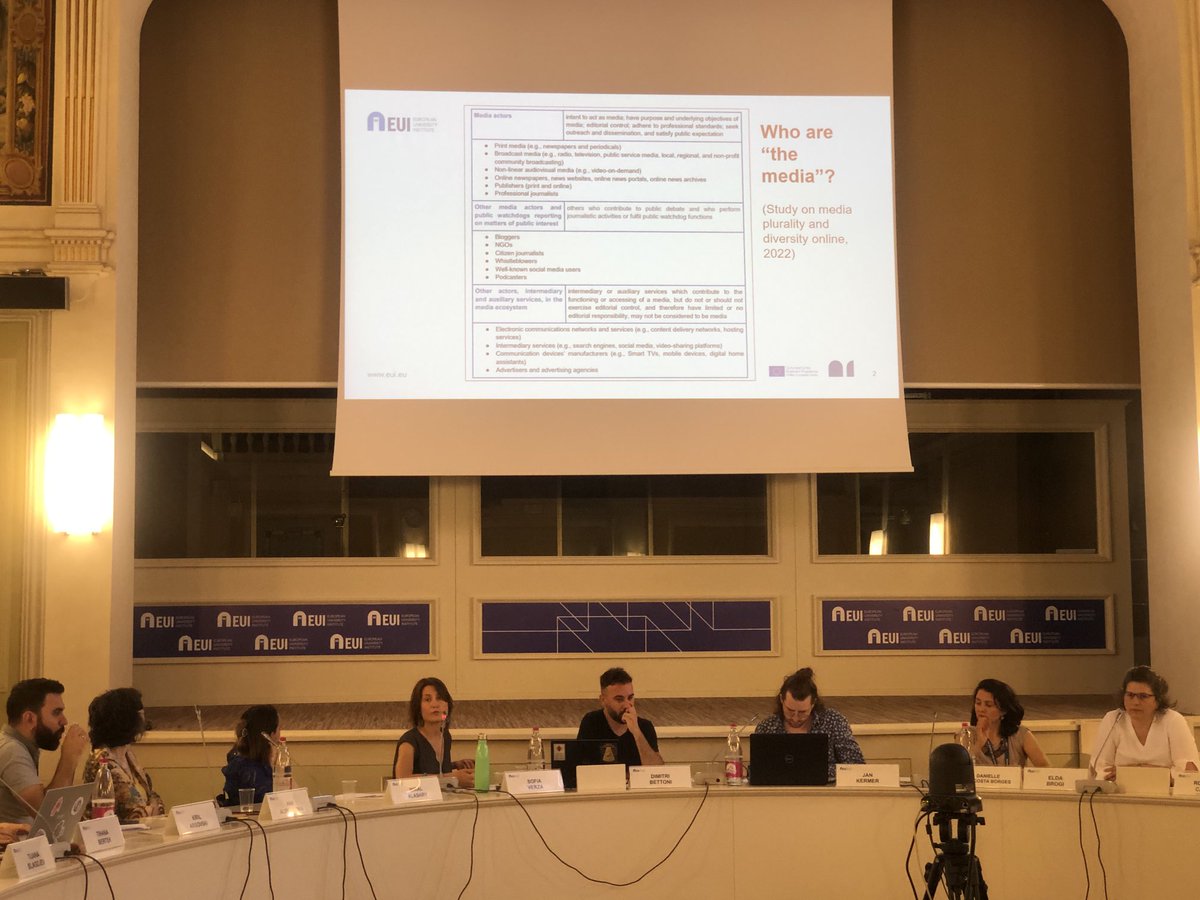 Marie Palmer (@marie_palm) on Twitter photo Day 3 of the #journoSchool #cmpf23 <a href="/EUI_CMPF/">Centre for Media Pluralism and Media Freedom</a> - <a href="/sophia_verza/">Sofia Verza</a> provides a comprehensive definition of media #journalism Day 3 of the #journoSchool #cmpf23 <a href="/EUI_CMPF/">Centre for Media Pluralism and Media Freedom</a> - <a href="/sophia_verza/">Sofia Verza</a> provides a comprehensive definition of media #journalism