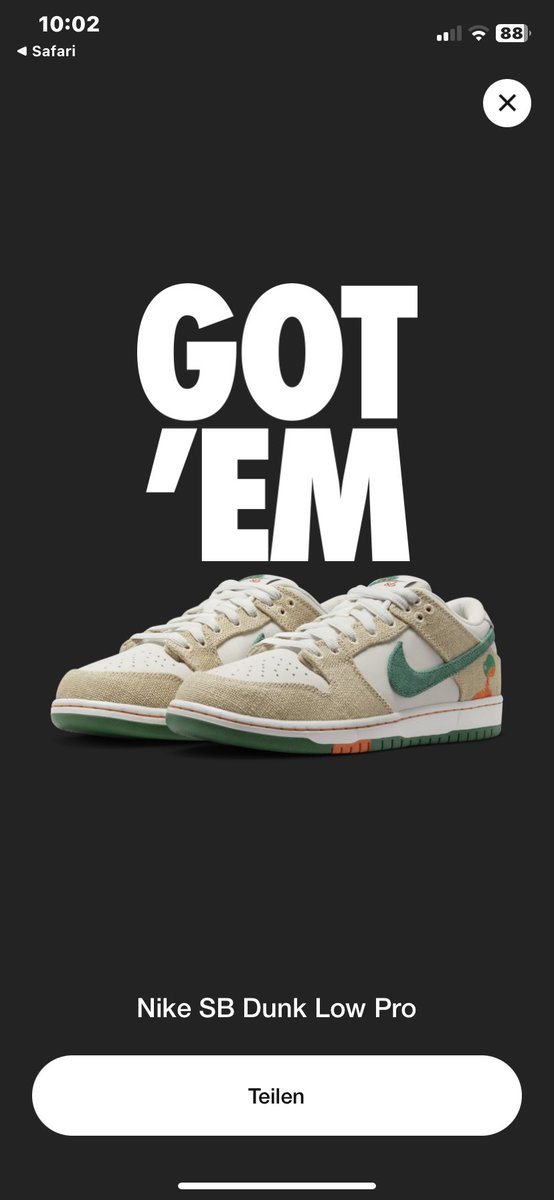 Essential Notify tweet media