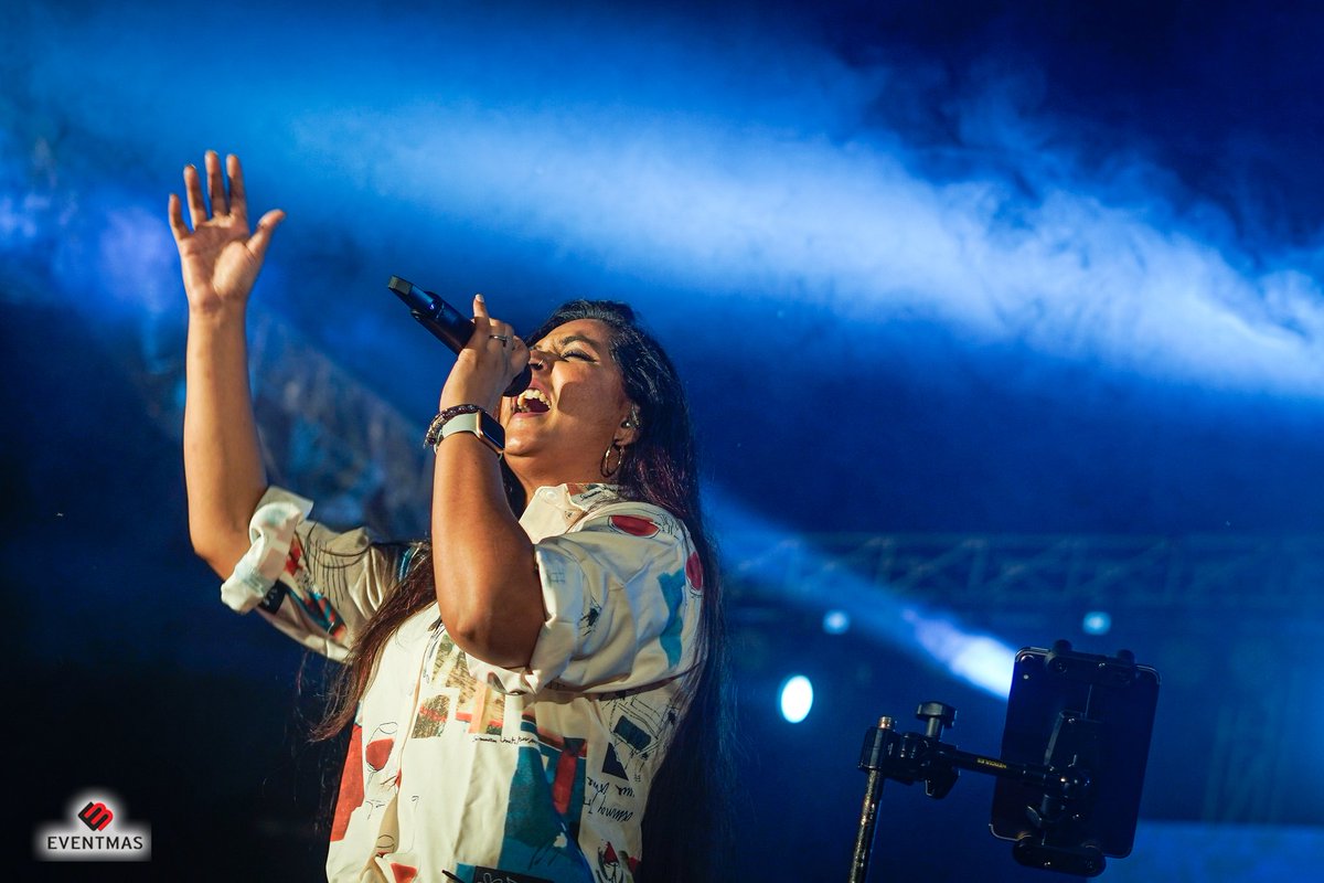 EventmasIndia's tweet photo. Glimpses of @SomlataAcharyya and The Aces Live at Silchar !
#Eventmas #TeamEventmas #SATA #Photography #LiveMusic #TeamEventmas #WeCreateYouCelebrate https://t.co/Cgnv6RQ5xk