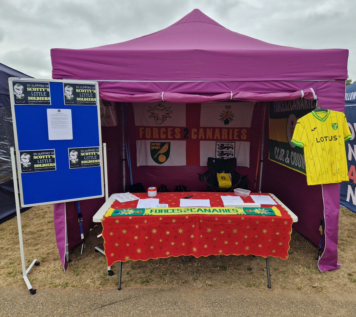 At the #RoyalNorfolkShow raffling off signed @NorwichCityFC shirt in aid of  @CorporalScotty come and say hello with @nevtownsend @Mattyb2302 and Lee.