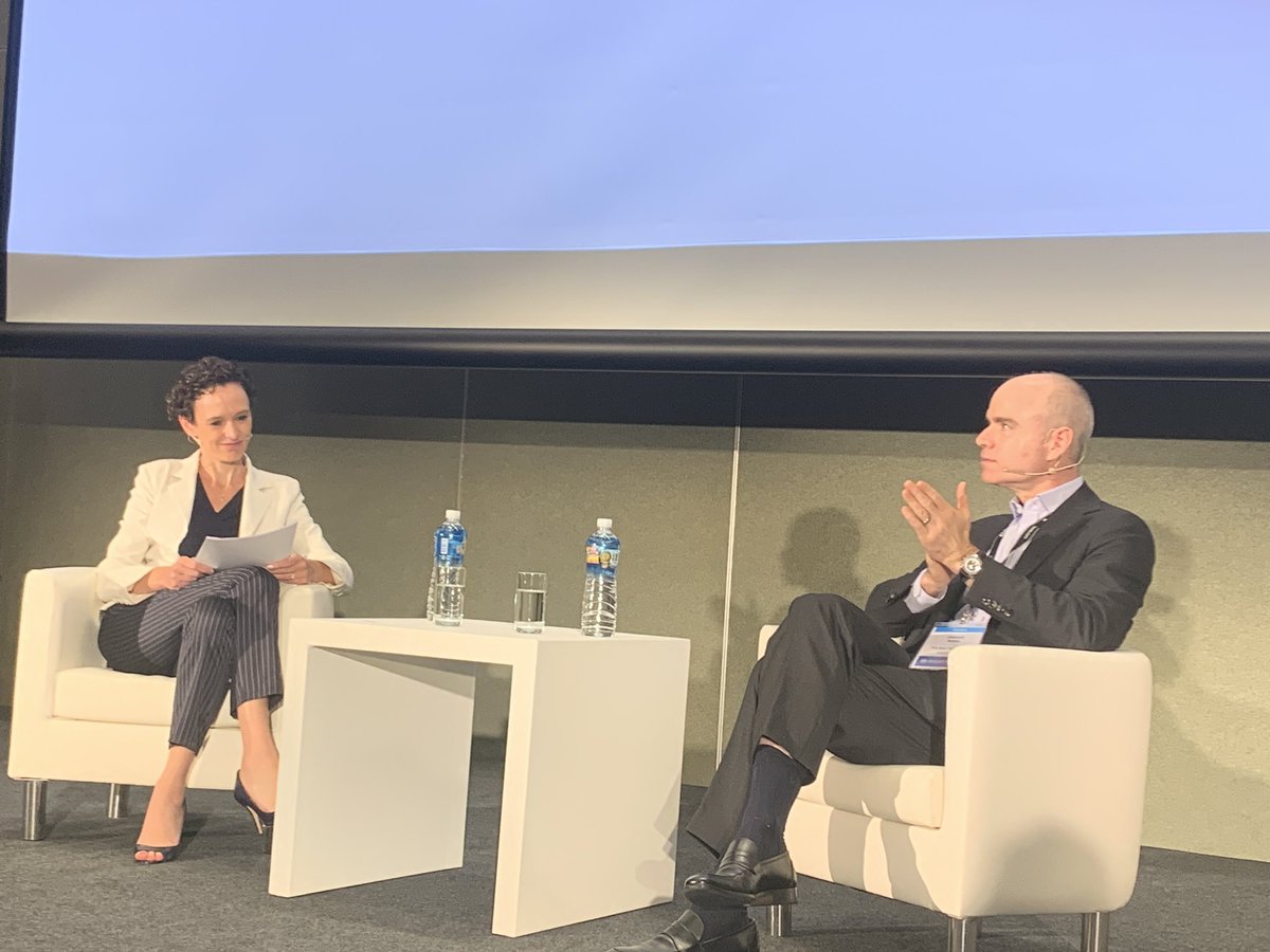 WorldEditors's tweet photo. KPIs for New York Times Executive  Editor Joe Kahn:  make a product that is urgent, relevant and distinct #WNMC23 @NewsEdJane https://t.co/AML7H3tfKO
